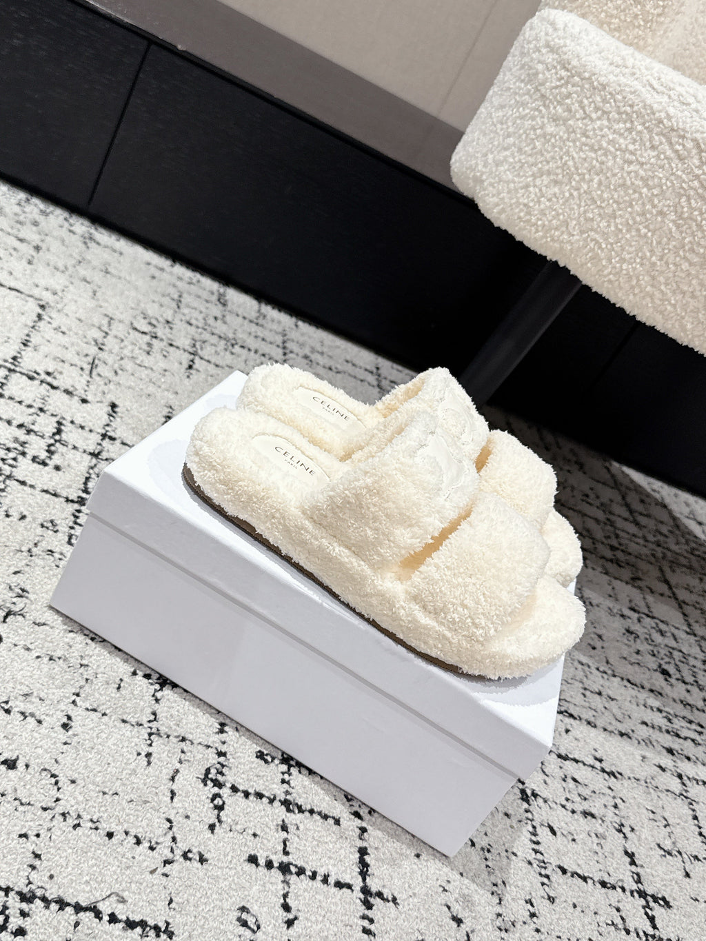 CELINE 25S SLIDES TRIOMPHE IN IVORY SPONGE FABRIC