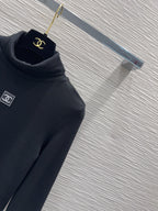 CHANEL 25S LONG-SLEEVE TURTLENECK T-SHIRT 413