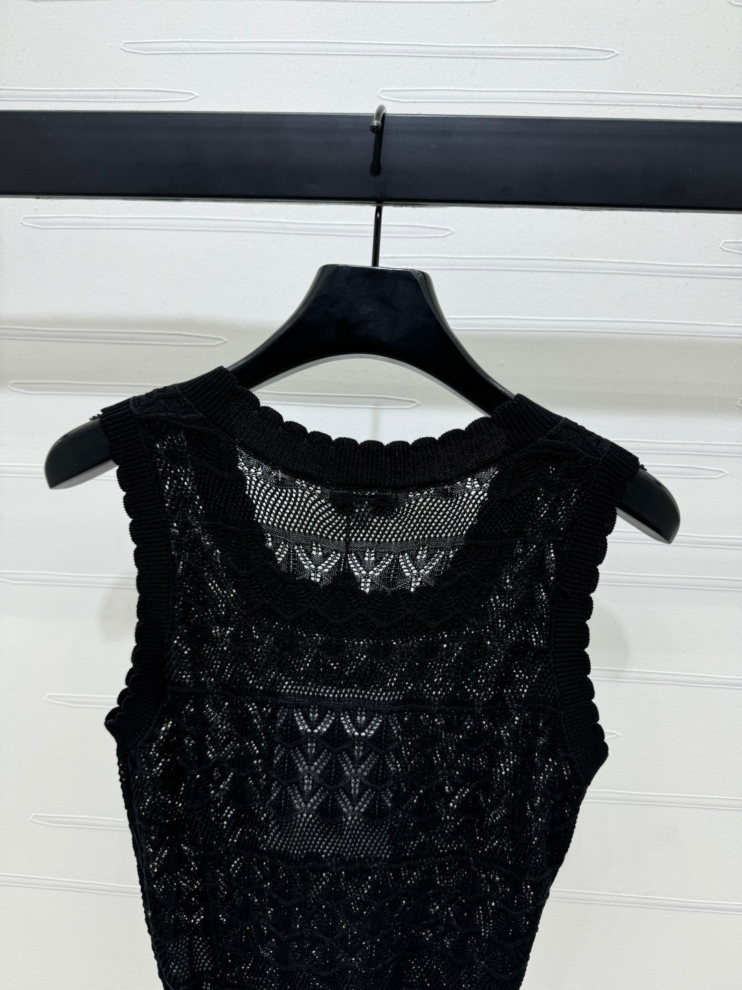 CHANEL 25S HOLLOW KNIT VEST 264156