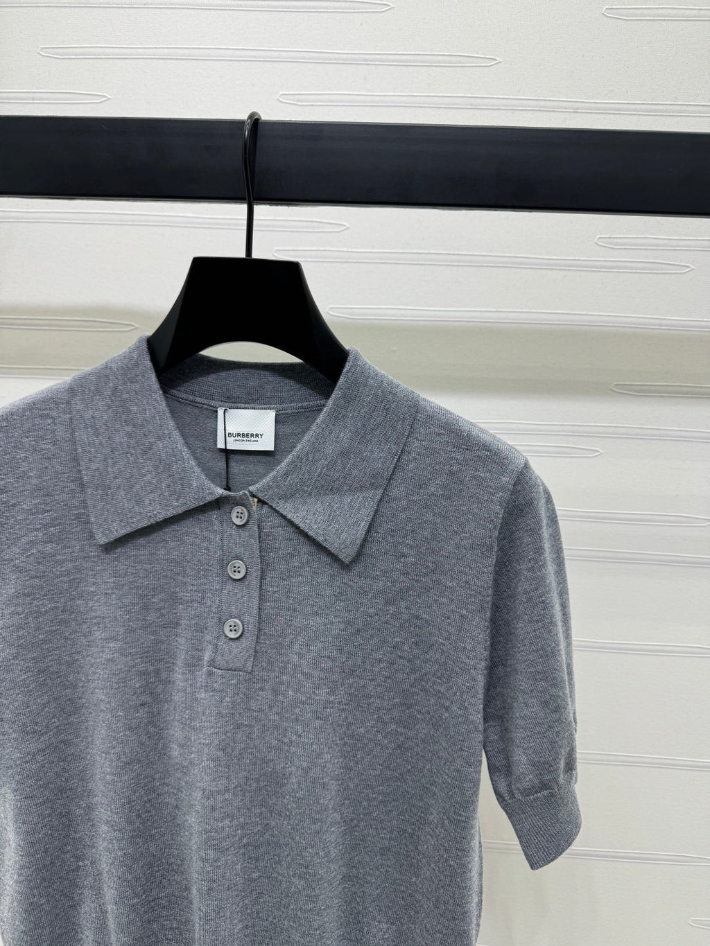 BURBERRY SHORT-SLEEVE KNITTED POLO SHIRT 274846