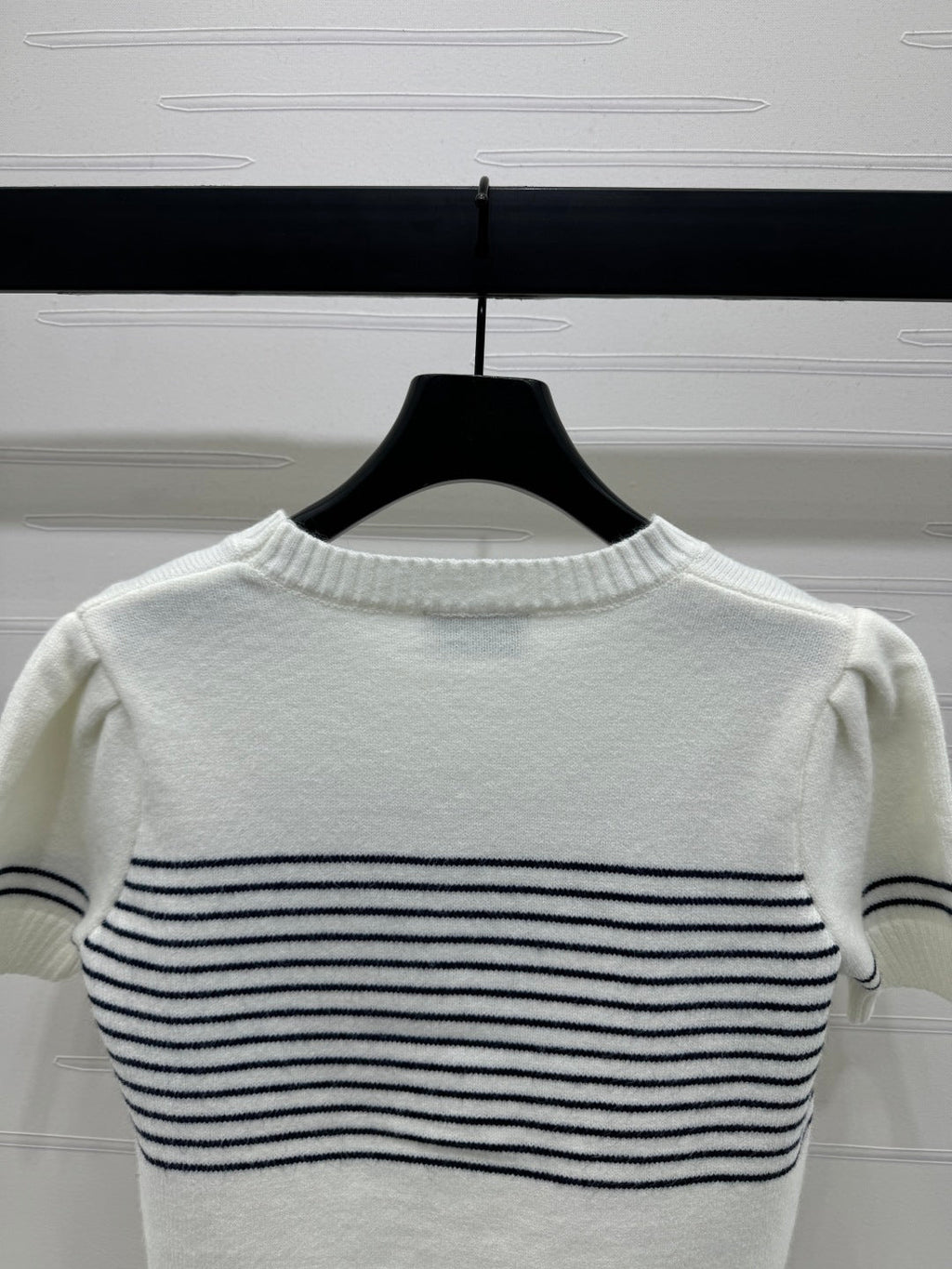 CHANEL SHORT-SLEEVE KNITTED PUFF-SLEEVE TOP 274950