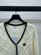CHANEL 25S CARDIGAN STYLE 198