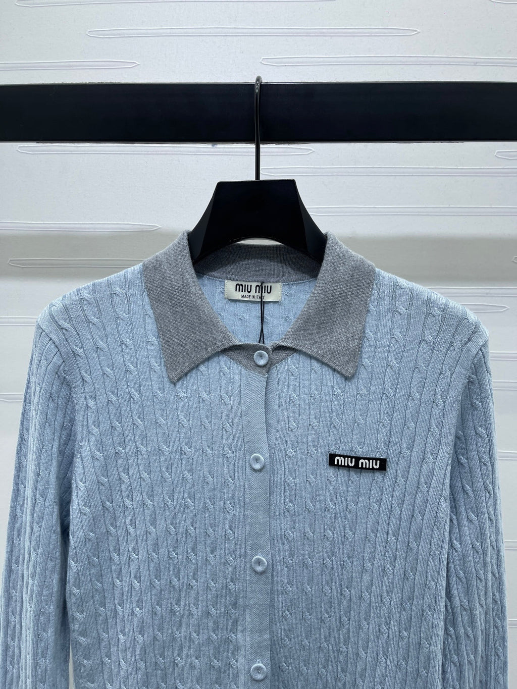 MIUMIU CARDIGAN STYLE 465