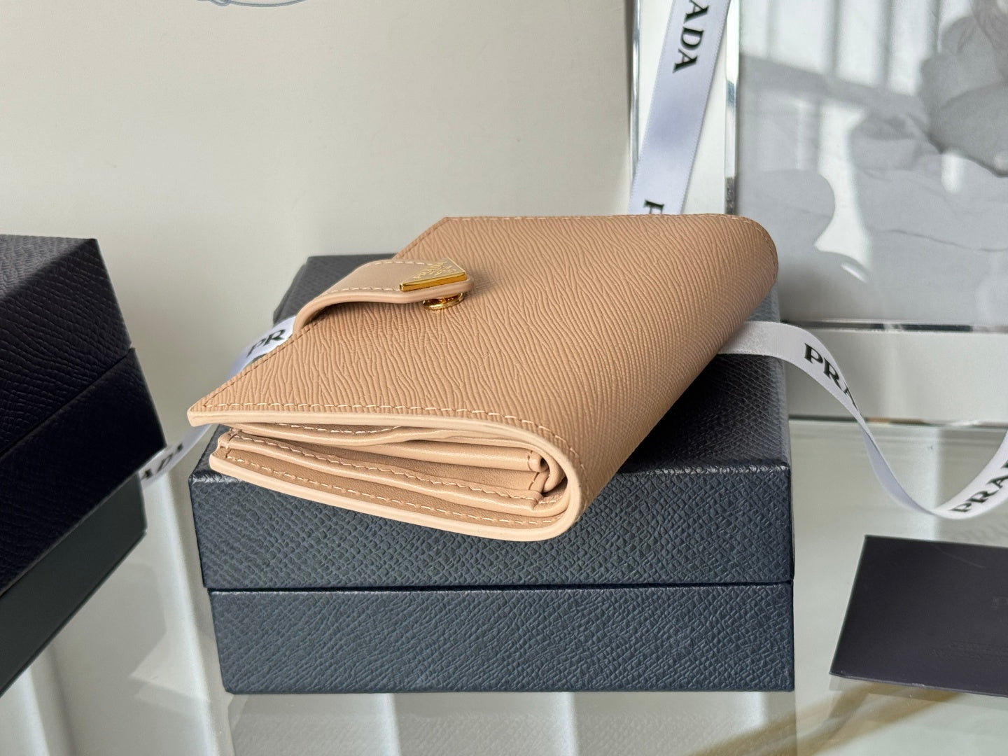 Pra 1MV204 Small Wallet Caramel Saffiano & Smooth Leather
