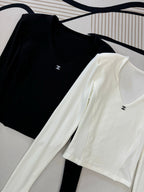 CHANEL 25S V-NECK T-SHIRT 608