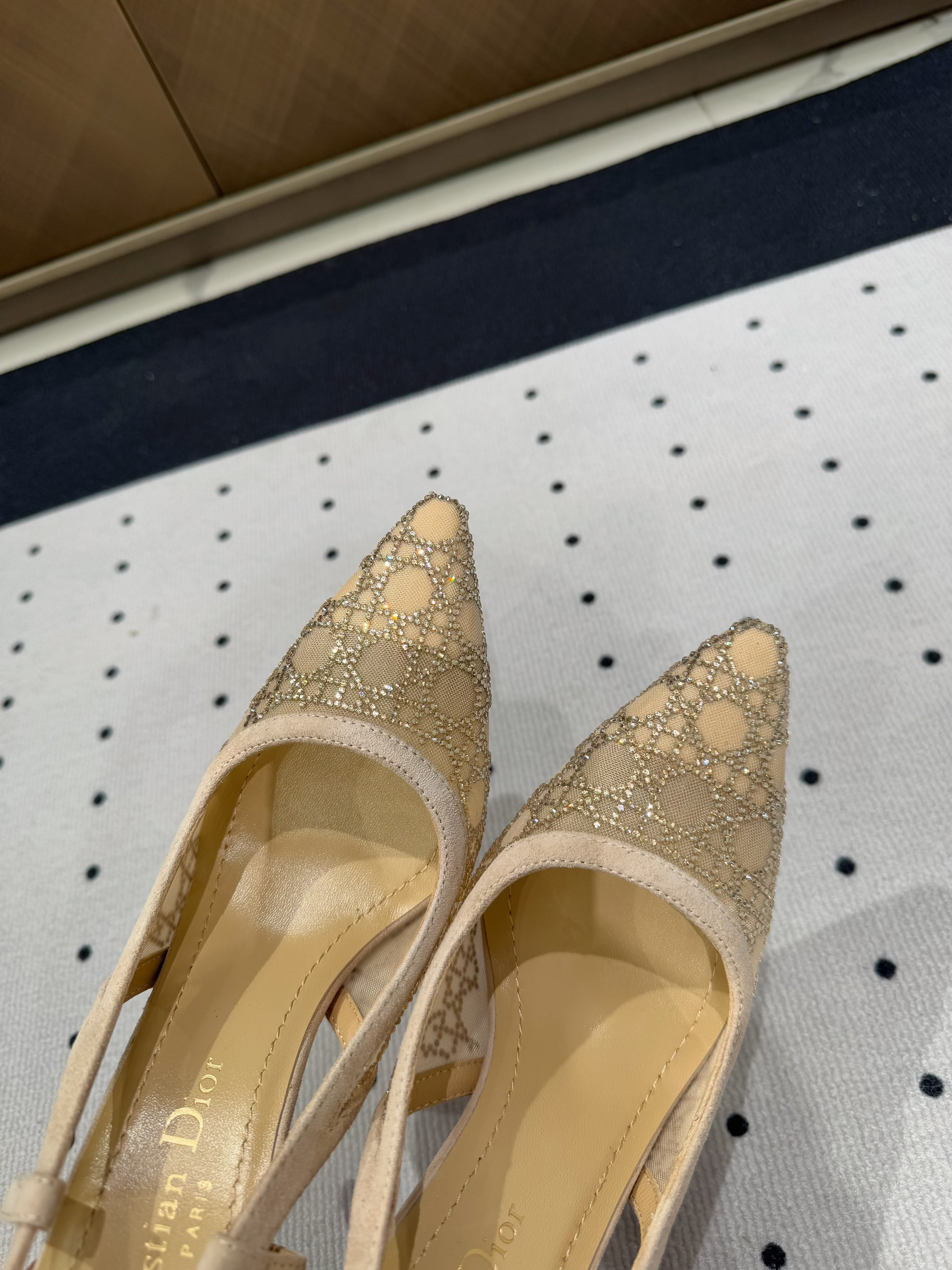 HIGH HEELS SLINGBACK IN CAMEL BEIGE LAMB SUEDE 10 CM