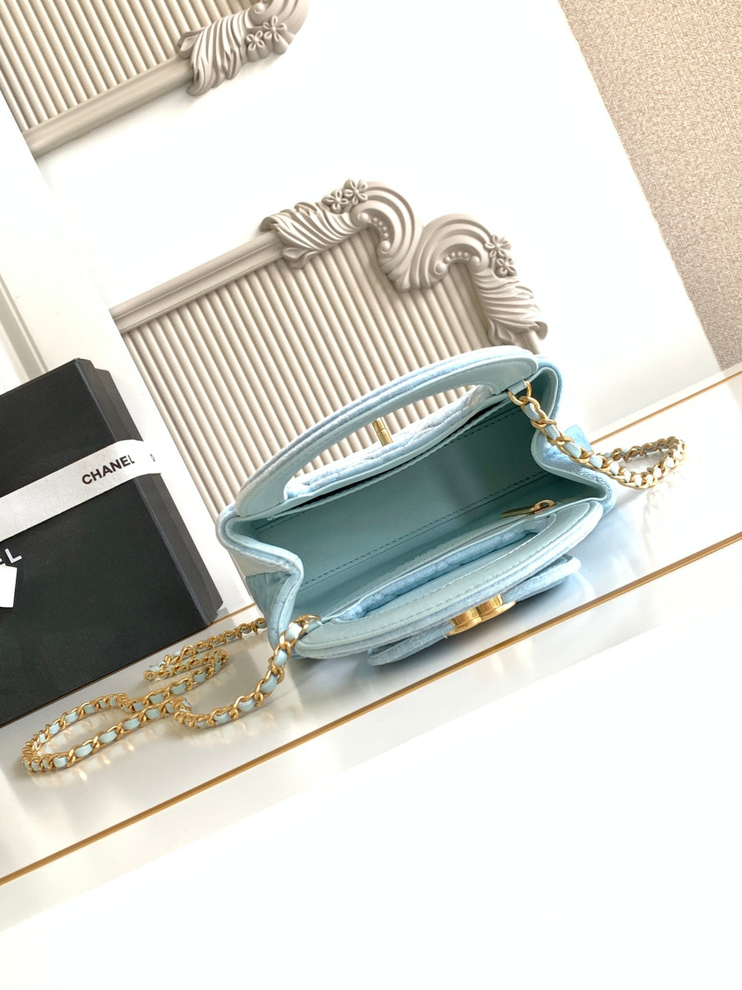 CC 24A Nano 19cm kelly shopping bag light blue velvet