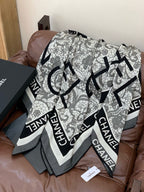 CHANEL 25S SCARF 135 CM IN CASHMERE AND SILK 943319