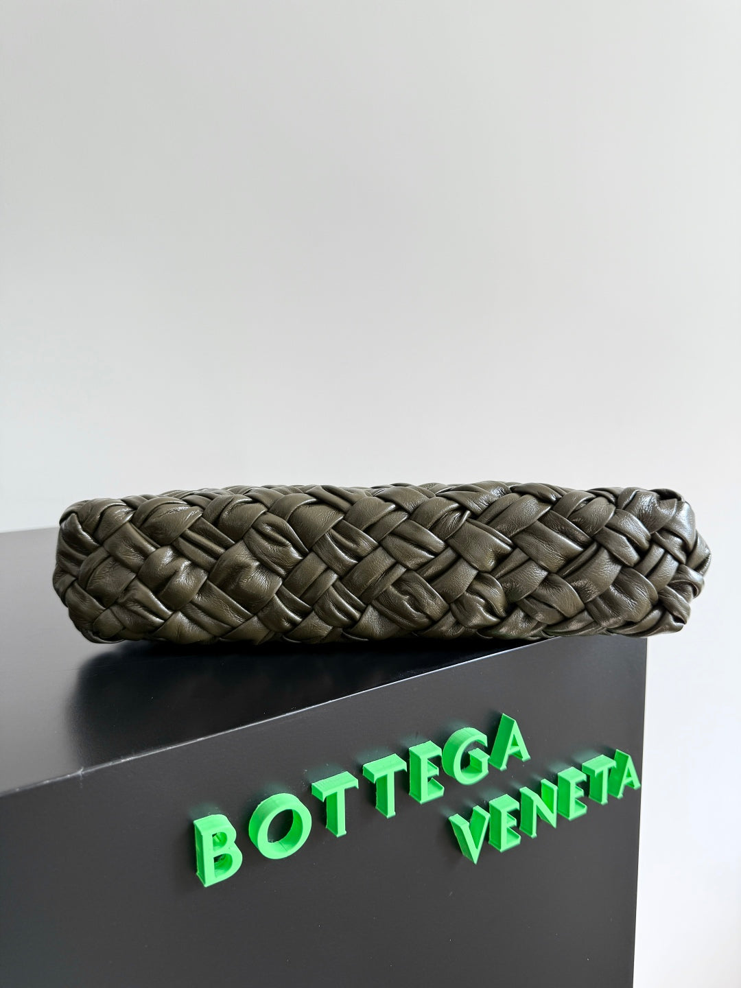 BV Kalimero chacha Bag 28.5cm Olive Leather