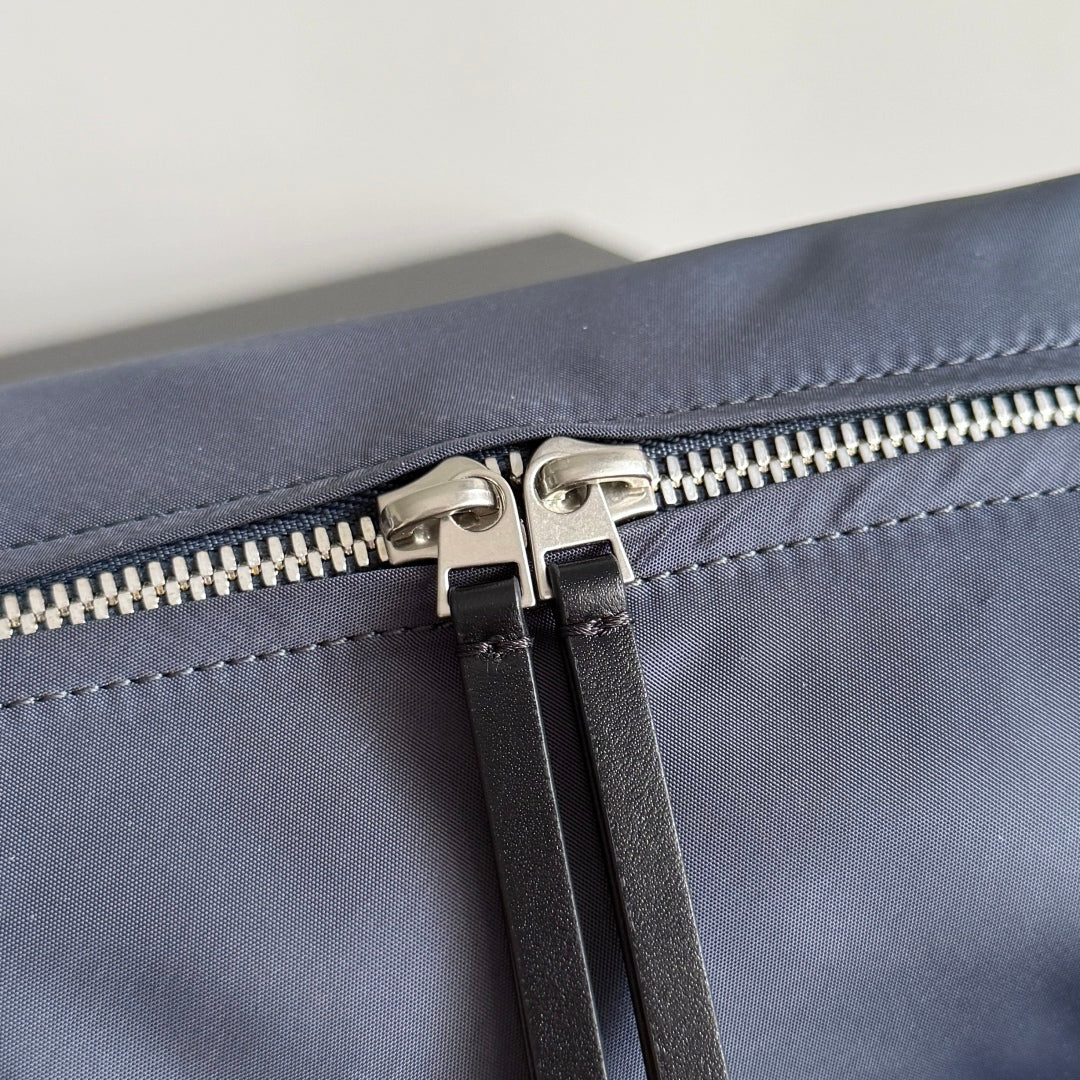 BV Tokyo Wash Bag 20cm Dark Gray Premium Nylon