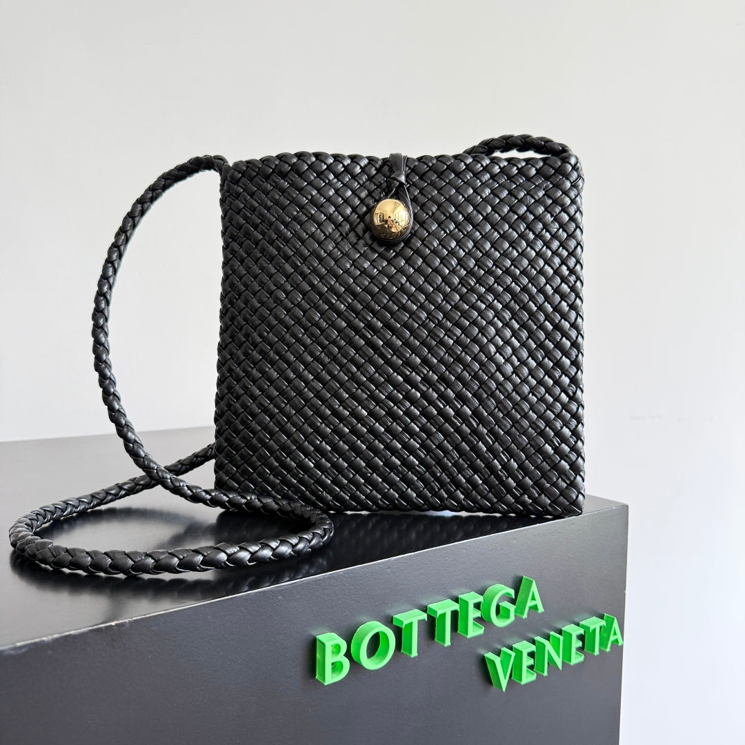 BV Tosca Bag 17cm Black Intrecciato Leather GHW