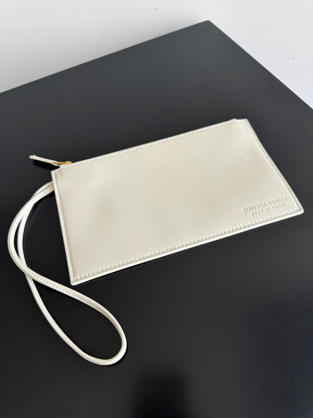 BV Pinacoteca Bag 43cm White Intrecciato Calfskin & Suede