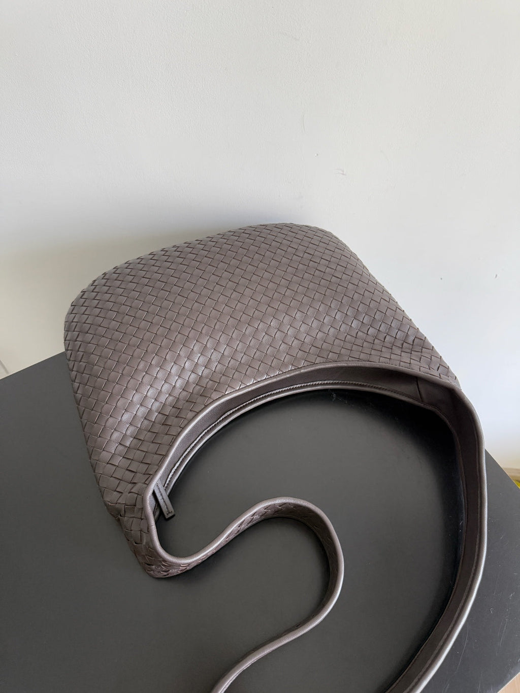 BV 25s Veneto Bag 38cm Deep Brown Calfskin Hardware