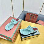 FLIP FLOPS IN EMERALD GREEN SUEDE AND HARDWARE SILVER