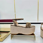 GG HIGH WEDGE SANDALS IN DARK BEIGE FABRIC AND RAFFIA WITH GOLD HARDWARE