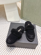 CHANEL 25S INDOOR SLIPPERS IN BLACK SUEDE FUR-LINED