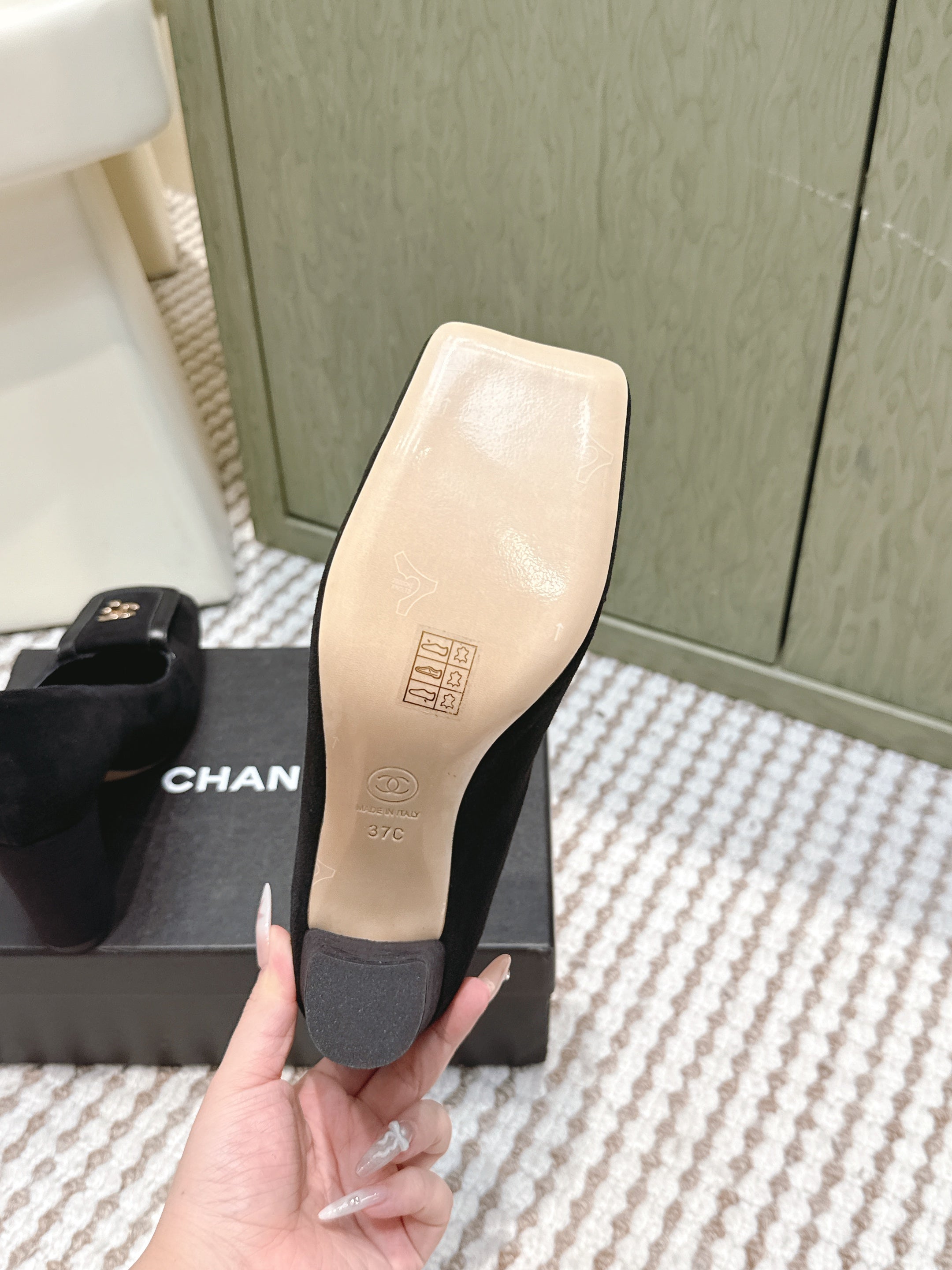 CHANEL 25S SLINGBACK SHOES 90MM IN BLACK SUEDE SQUARE TOE GOLD HARDWARE