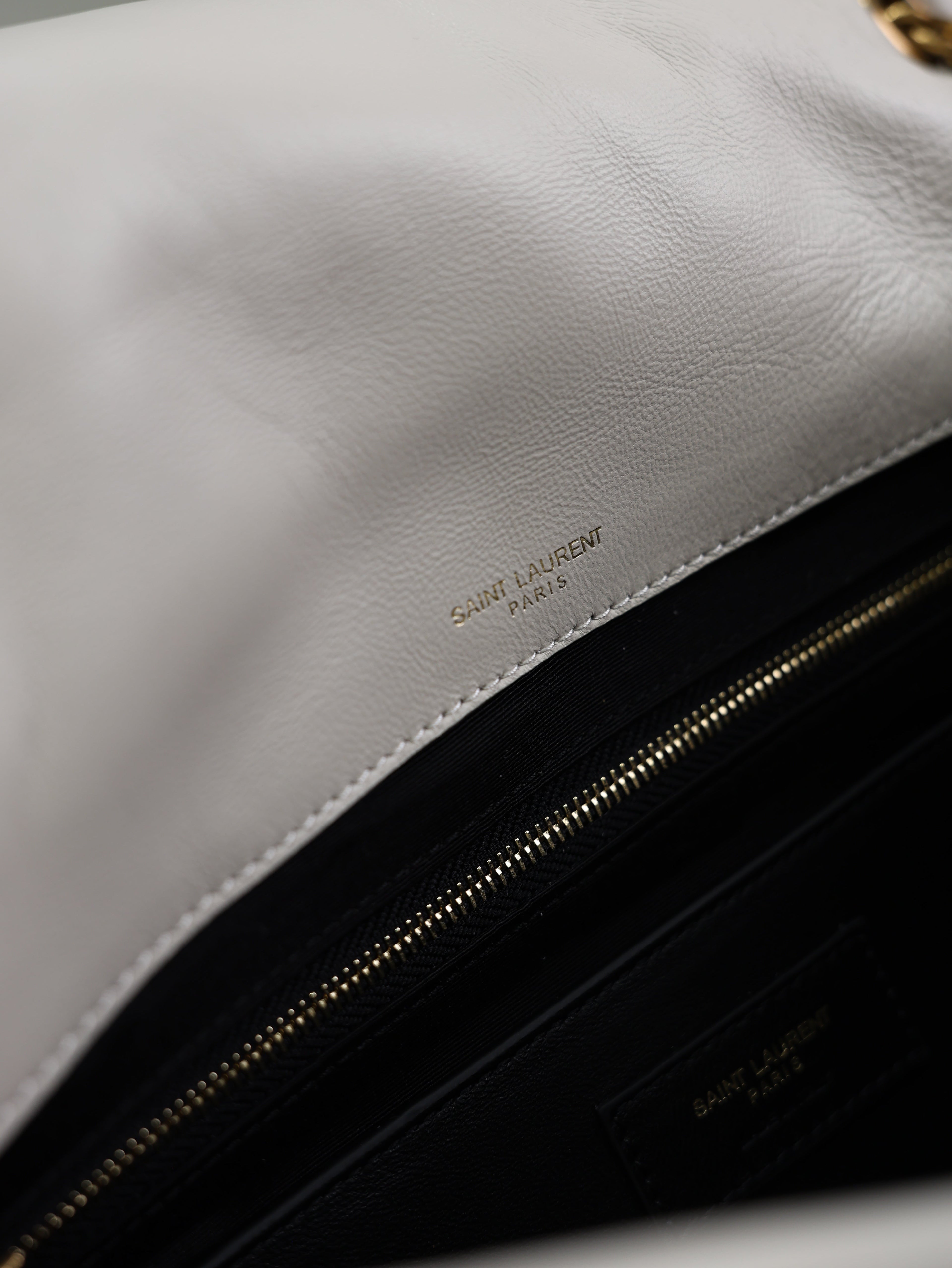 YSL 25S JAMIE 4.3 29 IN BLANC  LAMBSKIN GOLD HARDWARE