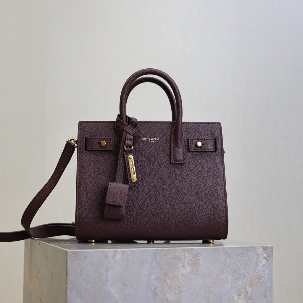 Sac De Jour Nano 22cm Dark Burgundy Grain Cowhide GHW