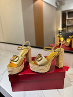 VLTN ESPADRILLE WEDGE SANDALS 25S 115 MM IN GOLD LAMBSKIN WITH GOLD HARDWARE
