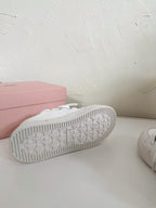 SNEAKERS SIMPLE DESIGN IN WHITE SHEEPSKIN