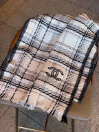 CHANEL 25S SCARF 200 IN CASHMERE 732053