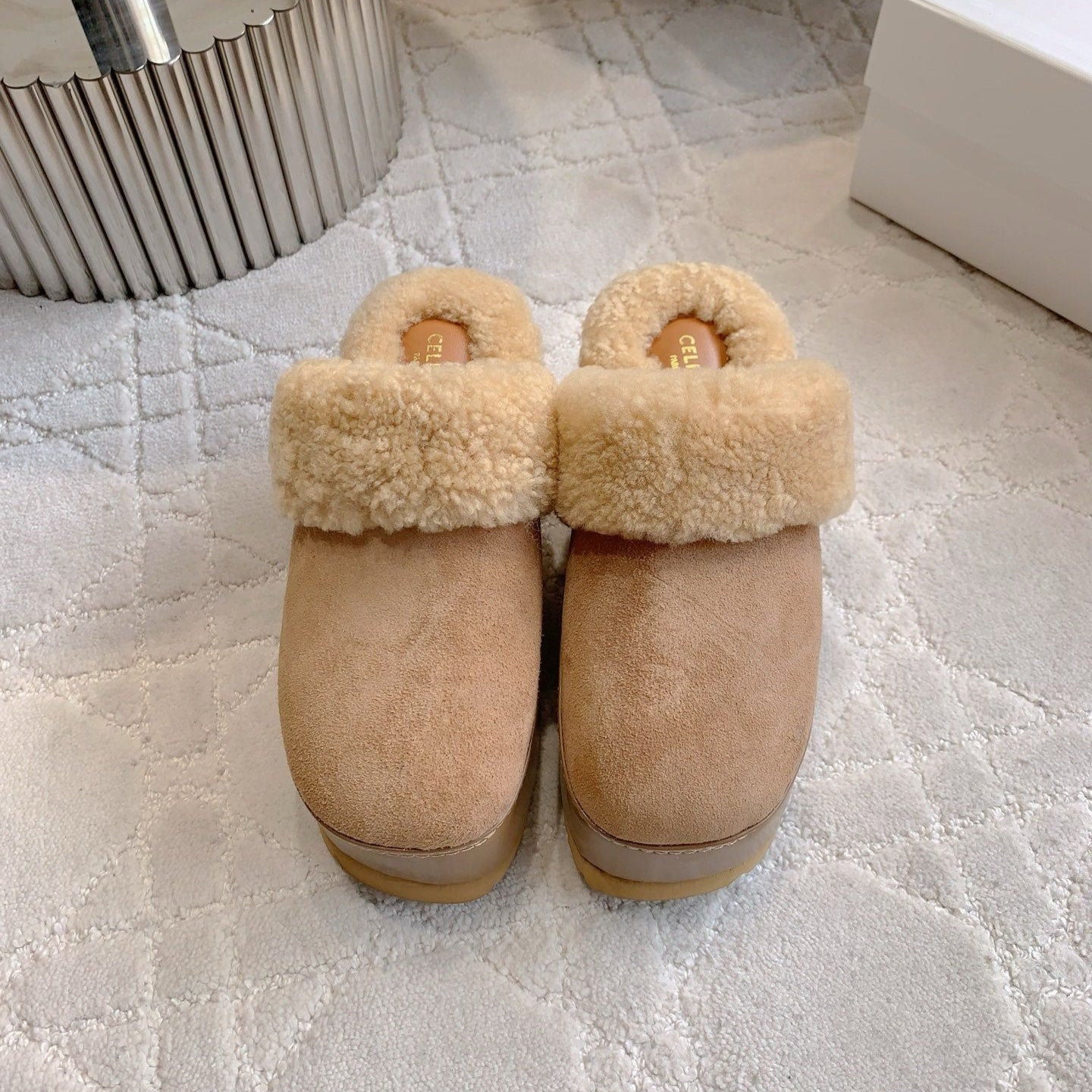 CELINE 25S DANA WEDGE MULE 70MM IN LIGHT BROWN SUEDE CALFSKIN AND SHEARLING