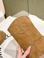 CC SHORT BOOTS PEANUT BROWN SUEDE CALFSKIN