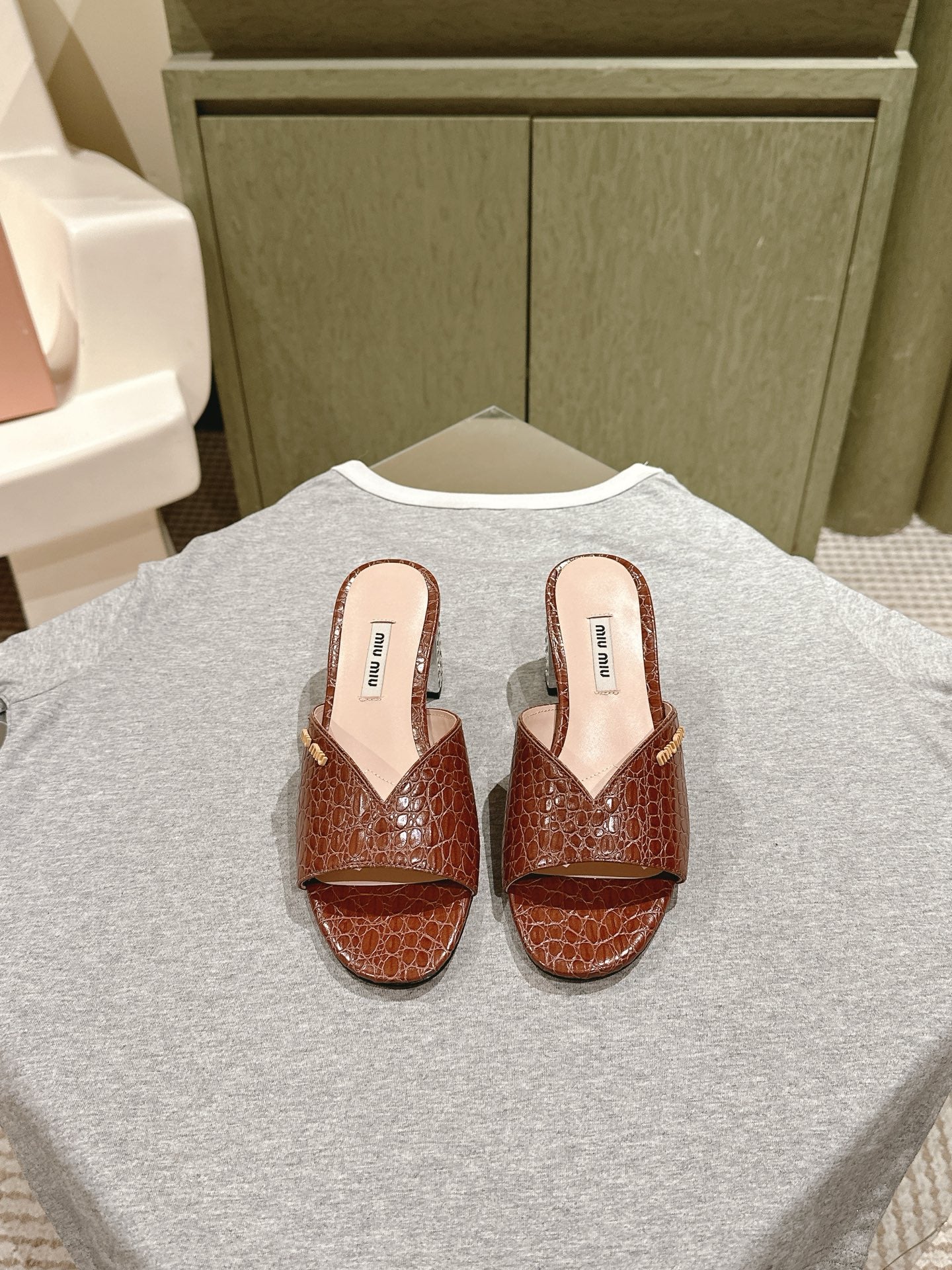 JEWELLED HEEL 55 MULE SANDALS IN RT BROWN CALFSKIN