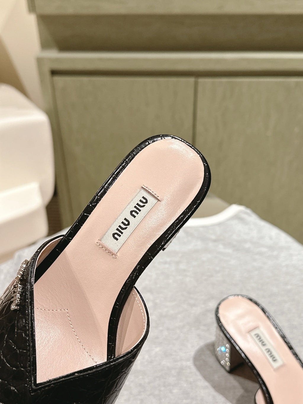 JEWELLED HEEL 55 MULE SANDALS IN BLACK CALFSKIN