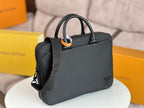 LV Pilot Briefcase 39cm Black Cowhide 257876