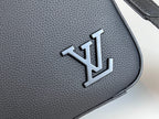 LV Pilot Briefcase 39cm Black Cowhide 257876