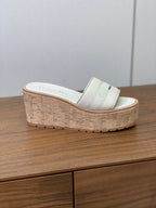 DIOR 25S DWAY WEDGE SLIDE 90 MM IN CREAM WHITE CALFSKIN