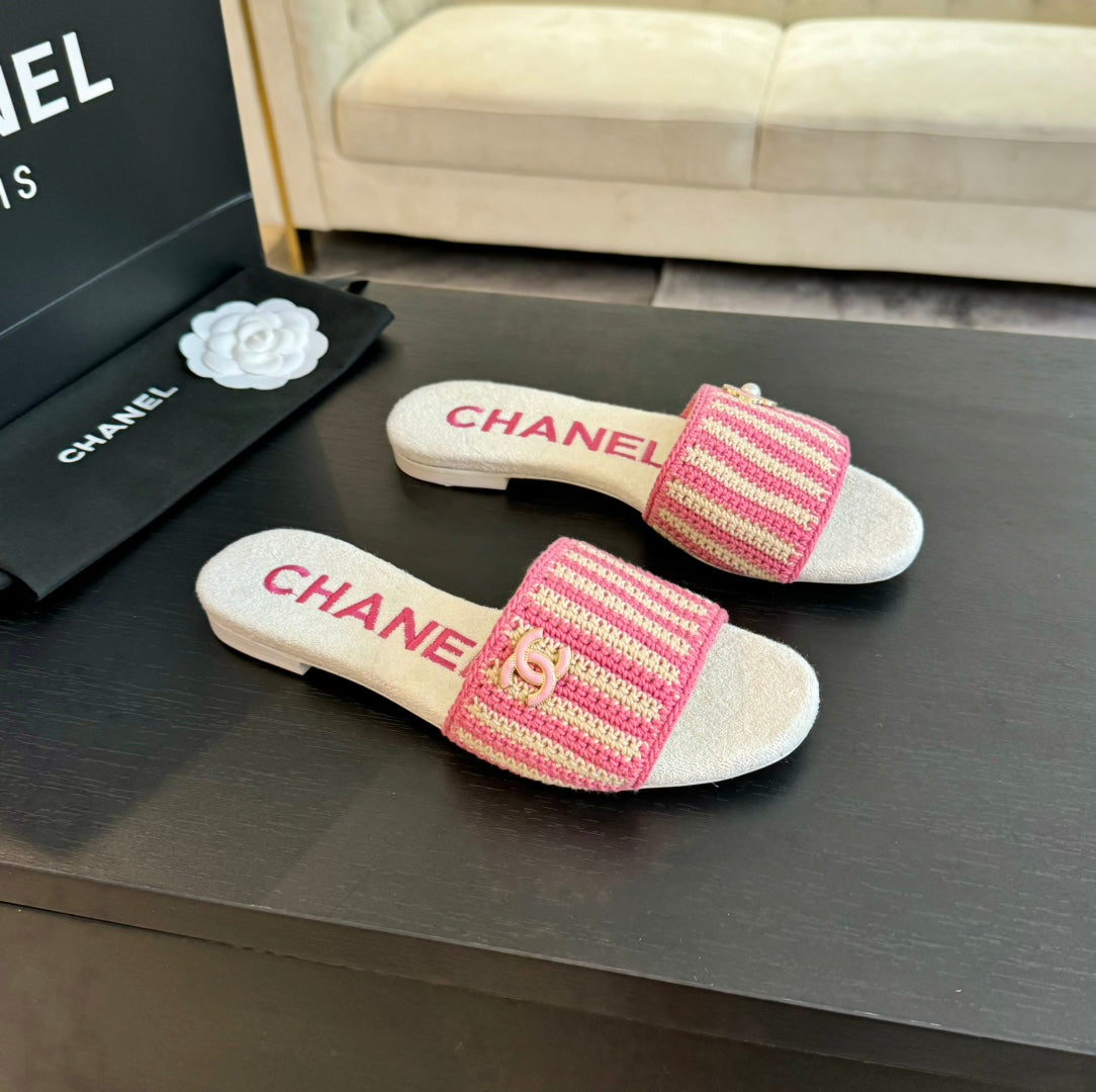 Double C Sheepskins Knit Slippers White Pink
