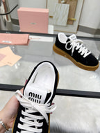 ECRU SNEAKERS IN BLACK SUEDE