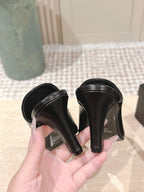 YSL 25S JILL MULES IN BLACK SMOOTH CALFSKIN