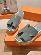 HM 25S HIGH WEDGE SANDALS IN GREY LAMBSKIN STYLE 7