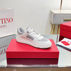 VALENTINO 25S GARAVANI FREEDOTS SNEAKERS IN WHITE MIX GREY LAMBSKIN
