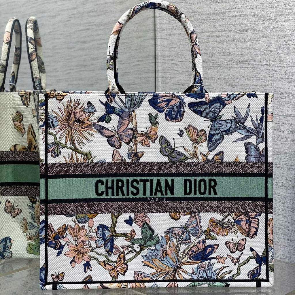 CD LARGE BOOK TOTE 41 IN COLORFUL EMBROIDERY