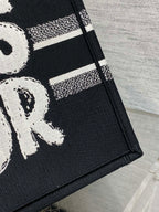 MEDIUM BOOK TOTE 36 IN BLACK MIX WHITE CANVAS 226507