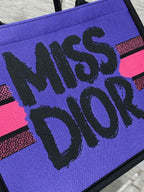 MEDIUM BOOK TOTE 36 IN COLORFUL CANVAS 226510
