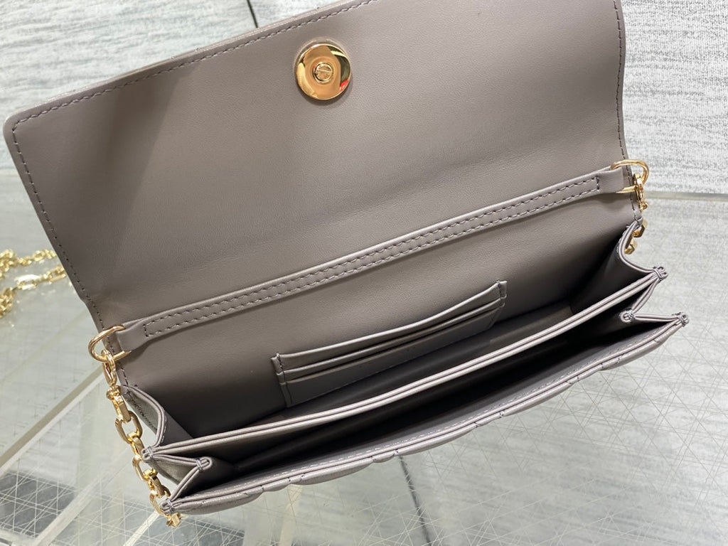 DIOR 25S DIOR TALK PHONE POUCH 21 IN DIRTY LILAC CANNAGE LAMBSKIN GOLD HARDWRE