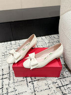 VLTN HIGH HEEL 25S 40 MM IN CREAM WHITE CALFSKIN WITH BOW