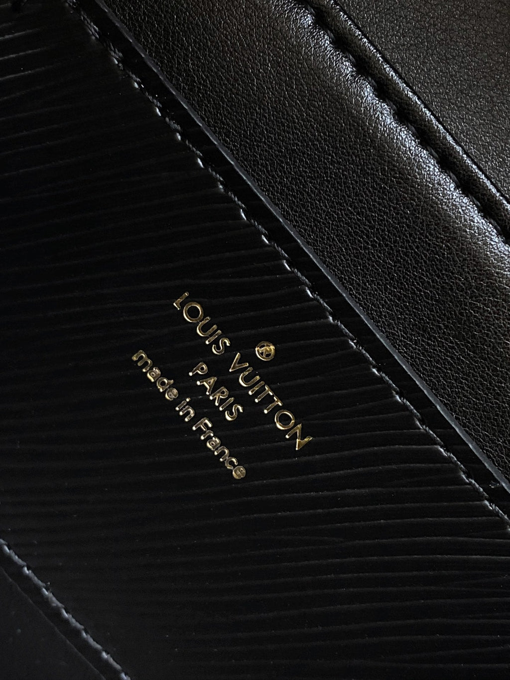 LV Twist West 23.5cm Bag All Black Leather 252678