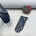 CLASSIC GLOVES IN BLACK LAMBSKIN 355121