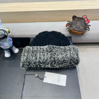 BEANIE HAT IN BLACK WOOL AND FLEECE 399548