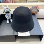 BLACK BUCKET HAT 411347