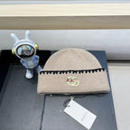 BEANIE HAT IN PEANUT BROWN WOOL 416411