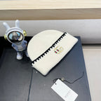 BEANIE HAT IN WHITE WOOL 416412