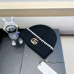 BEANIE HAT IN BLACK WOOL 416413